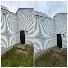 Algae-covered-house-washing-in-Spring-Lake-MI 25