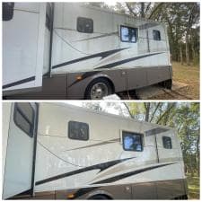 Algae-covered-RV-Washing-in-Summerdale-AL 14